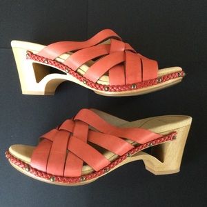 Dansko Tory Leather Woven Straps Heels Slide Sandals Studs Size 40 Slip on